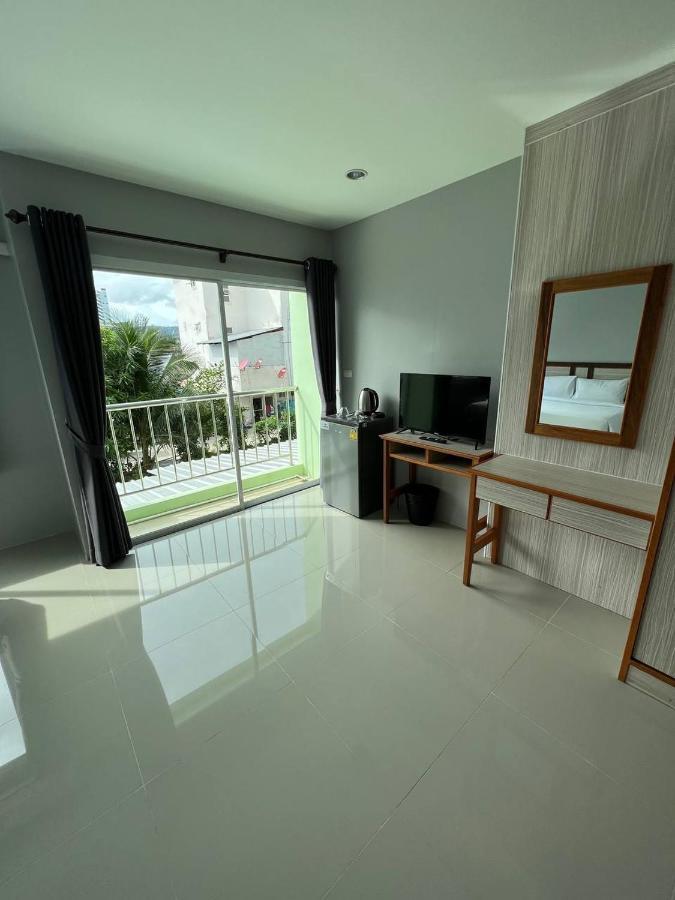 Miami Apartments Patong Exterior foto